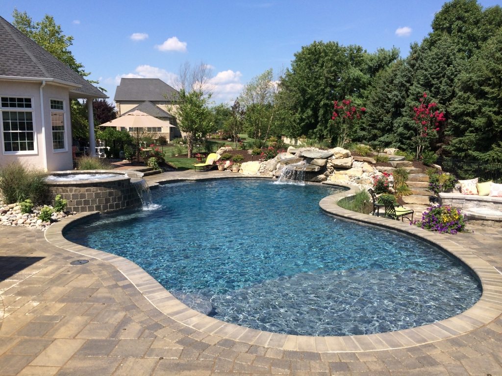 Free Form Pools - B&B Custom Pools